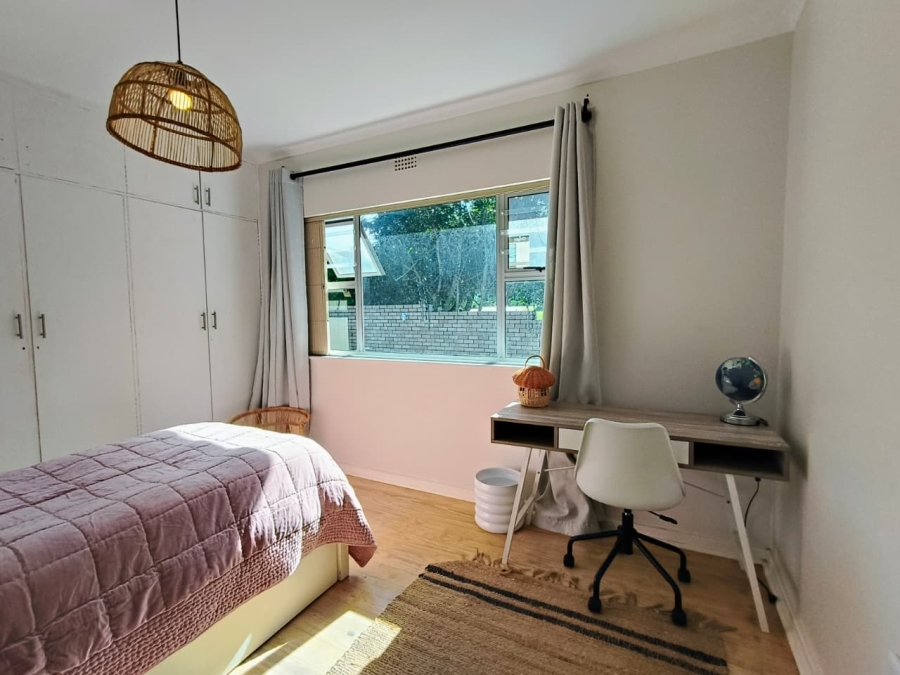 5 Bedroom Property for Sale in Wavecrest Eastern Cape